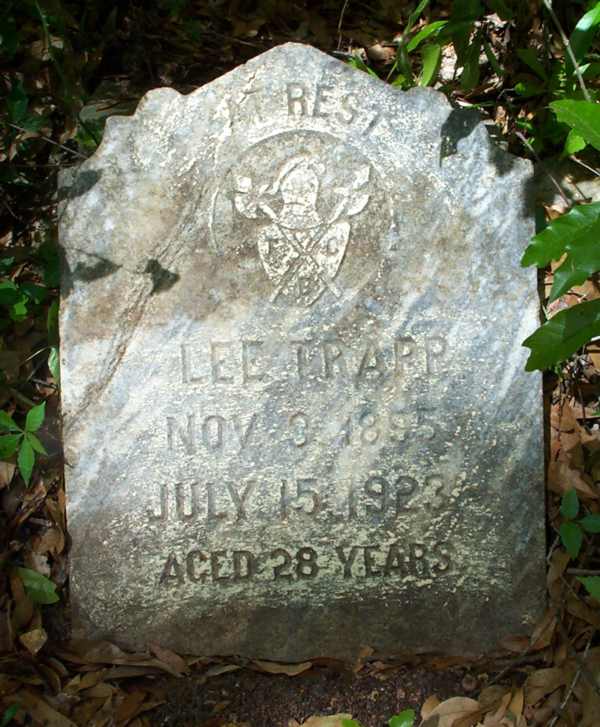Lee Trapp Gravestone Photo