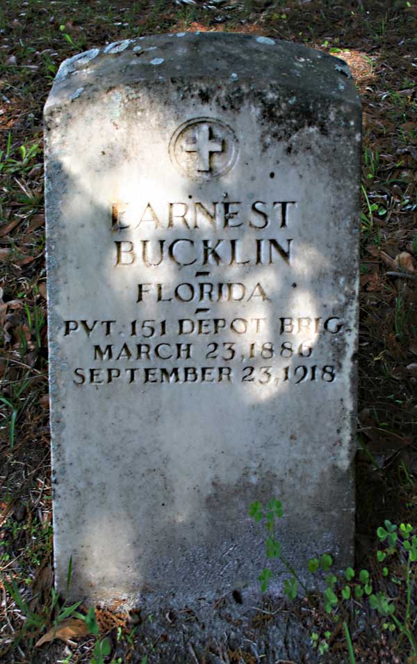 EARNEST BUCKLIN Gravestone Photo