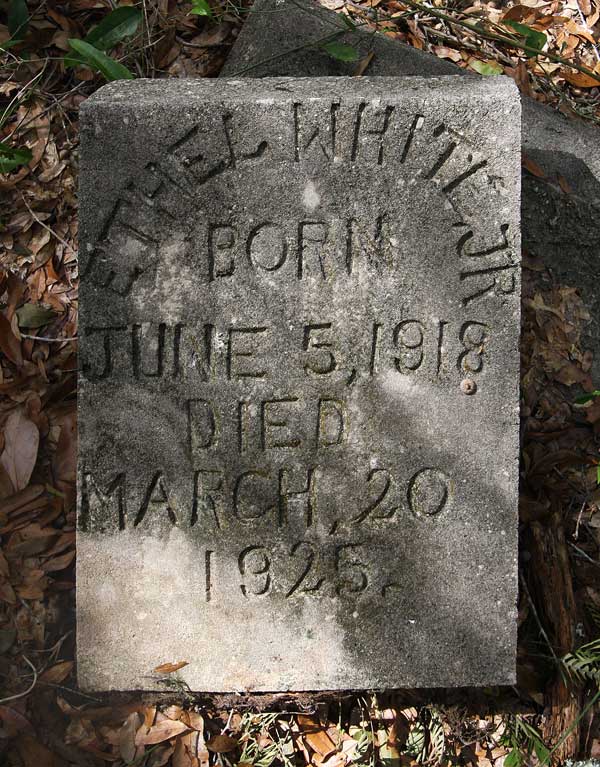 Ethel White Gravestone Photo