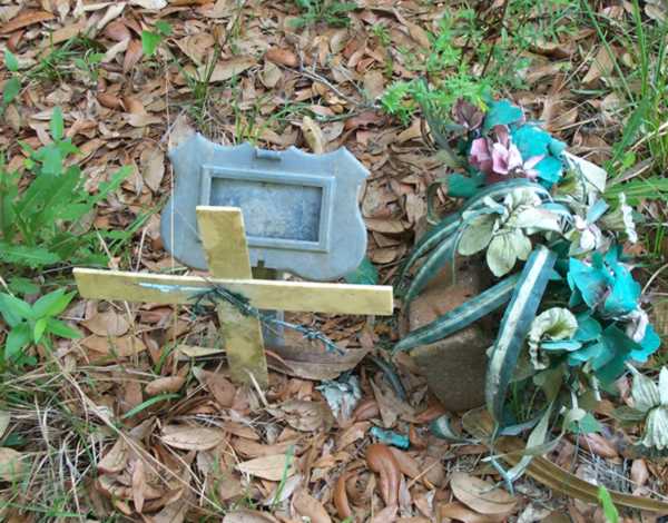  unknown Gravestone Photo