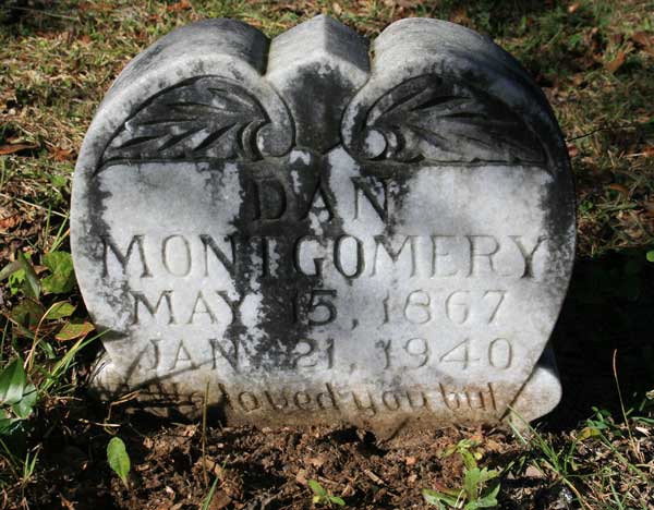 DAN MONTGOMERY Gravestone Photo