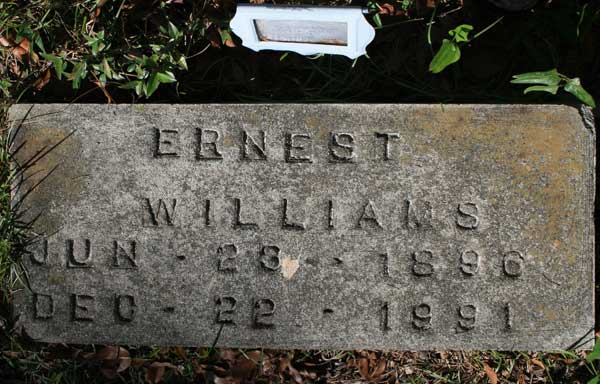 ERNEST WILLIAMS Gravestone Photo