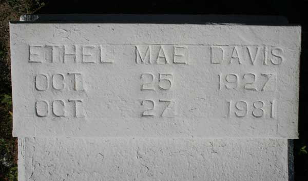ETHEL MAE DAVIS Gravestone Photo