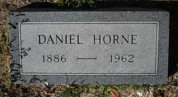 DANIEL HORNE Gravestone Photo