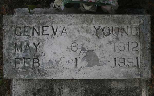 Geneva Young Gravestone Photo