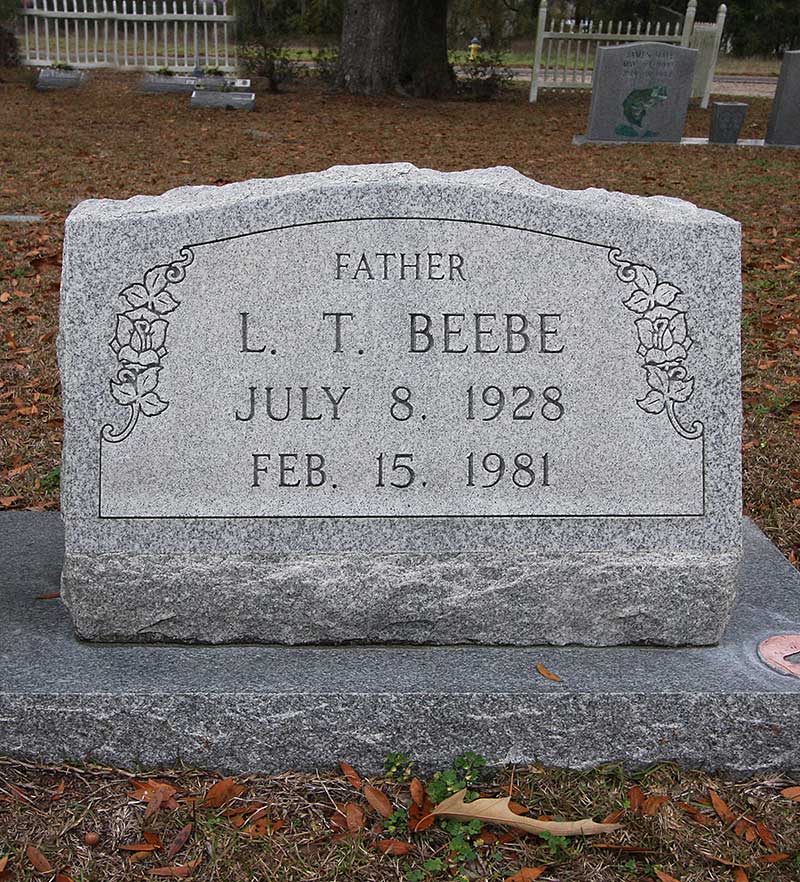 L.T. Beebe Gravestone Photo