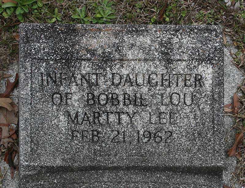  Lee Gravestone Photo