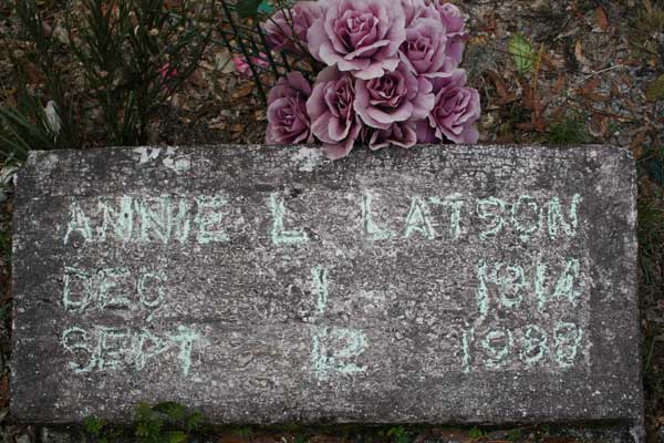 Annie L. Latson Gravestone Photo