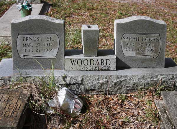Ernest & Sarah Logan Woodard Gravestone Photo