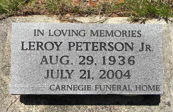 Leroy Peterson Gravestone Photo