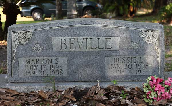 Marion S. & Bessie L. Beville Gravestone Photo