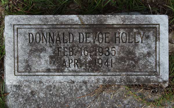 Donnald DeVoe Holly Gravestone Photo