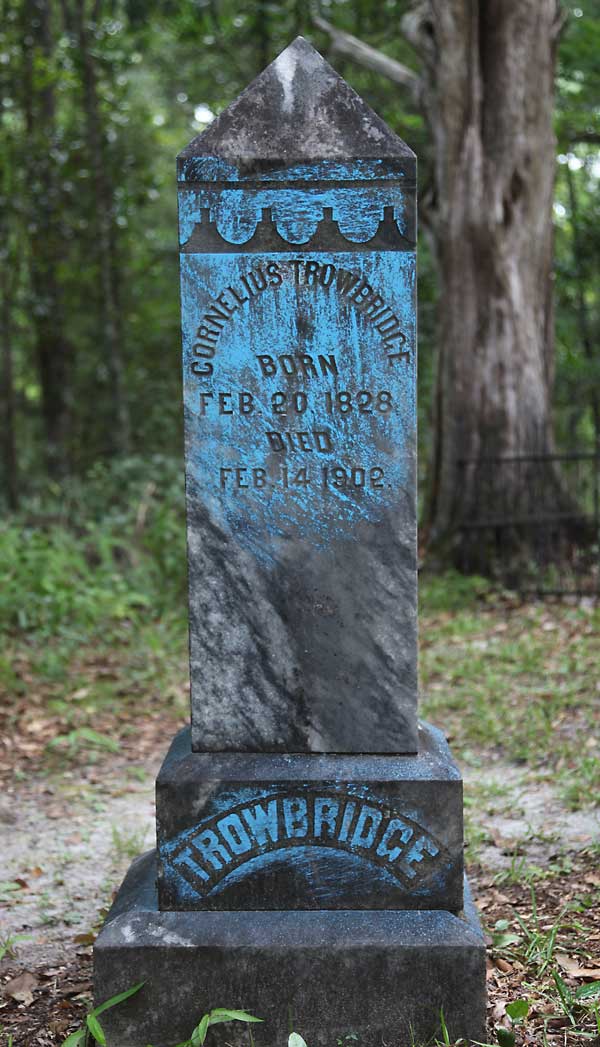 Cornelius Trowbridge Gravestone Photo