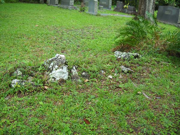  Unknown Gravestone Photo