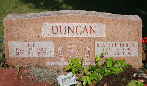 Joe & Beatrice DeBose Duncan Gravestone Photo