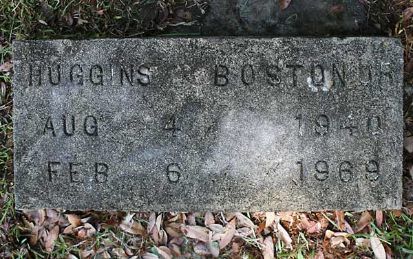 Huinsgg Boston Gravestone Photo