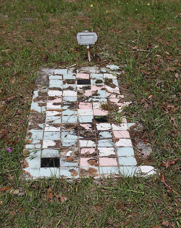  Unknown Gravestone Photo