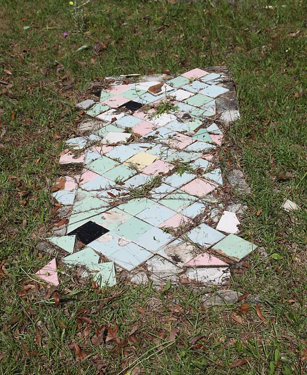  Unknown Gravestone Photo