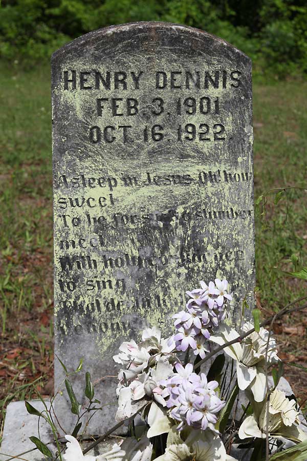 Henry Dennis Gravestone Photo