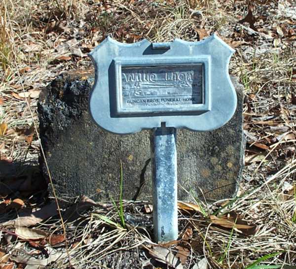 Willie Thomas Gravestone Photo
