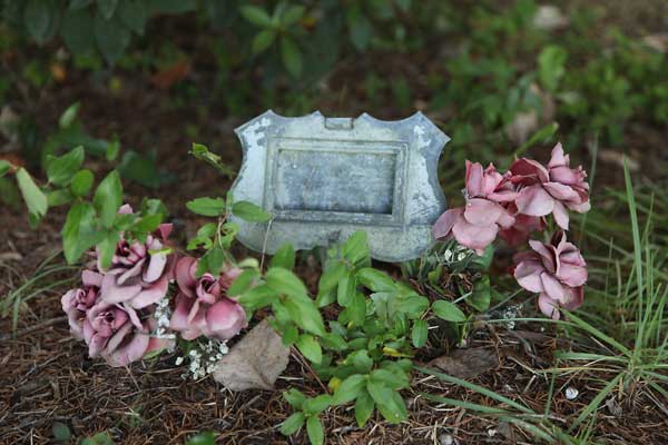  Unknown Gravestone Photo