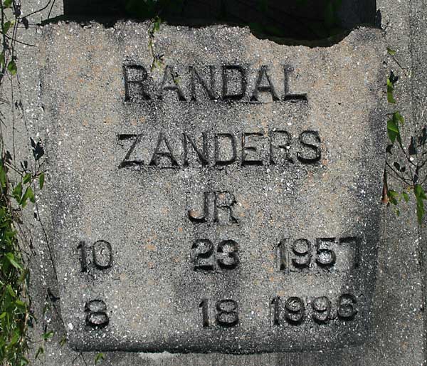 Randal Zanders Gravestone Photo