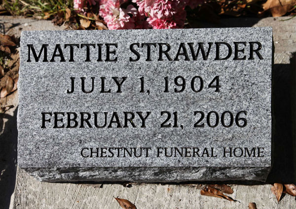 MATTIE LEE STRAWDER Gravestone Photo