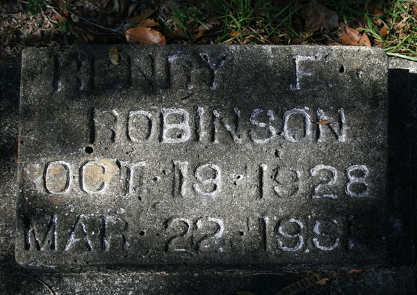 HENRY F. ROBINSON Gravestone Photo