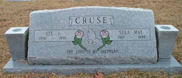 Lee J. & Sula Mae Cruse Gravestone Photo