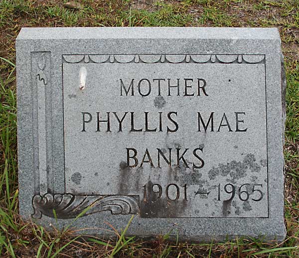 Phyllis Mae Banks Gravestone Photo