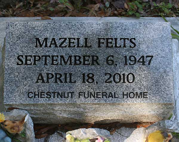 Mazell Felts Gravestone Photo