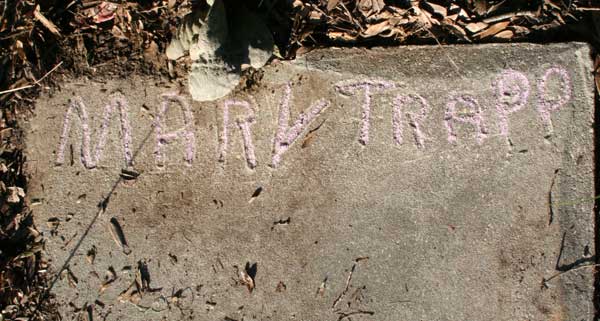 Mary Trapp Gravestone Photo