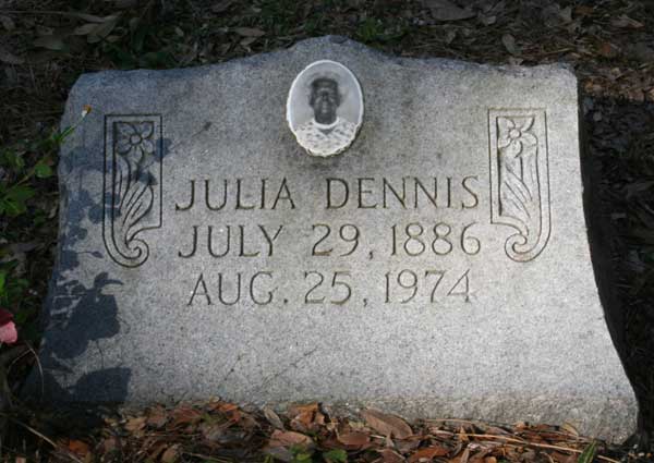 Julia Dennis Gravestone Photo