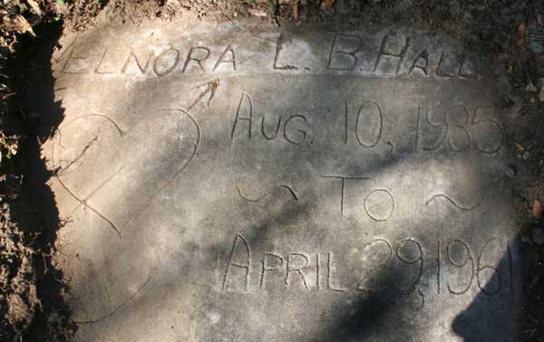 Elnora L. B. Hall Gravestone Photo