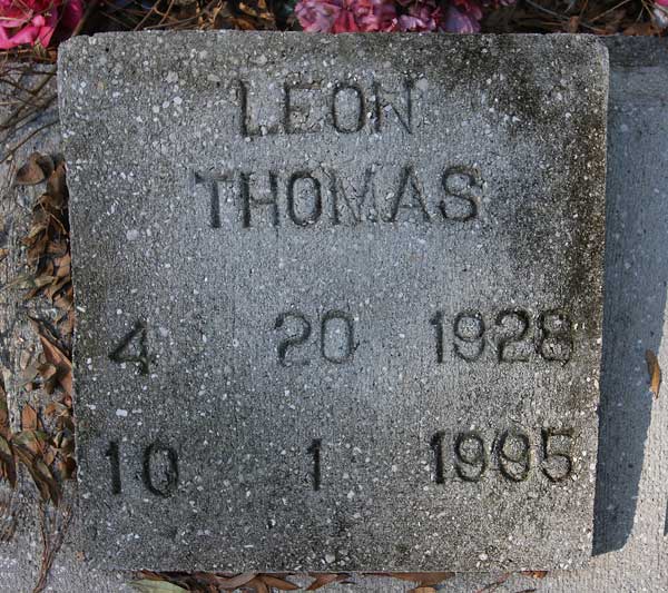 Leon Thomas Gravestone Photo
