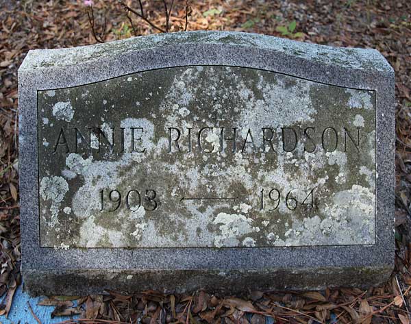 Annie Richardson Gravestone Photo