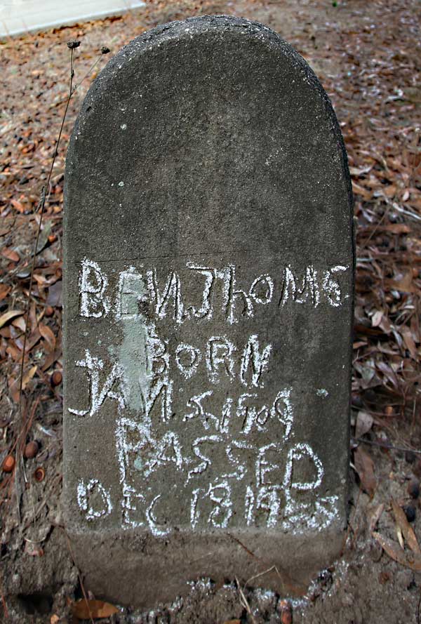 Ben Thoms Gravestone Photo