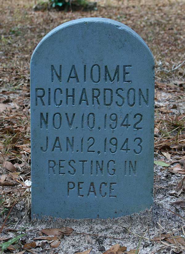 Naiome Richardson Gravestone Photo
