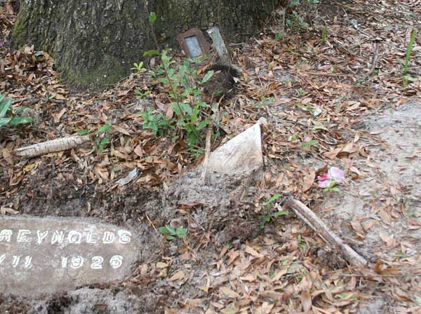  Unknown Gravestone Photo