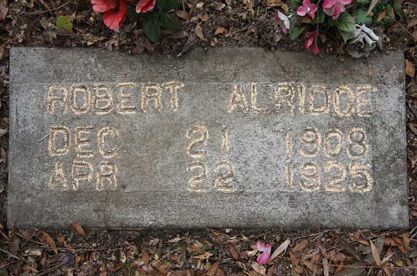 Robert Alridge Gravestone Photo