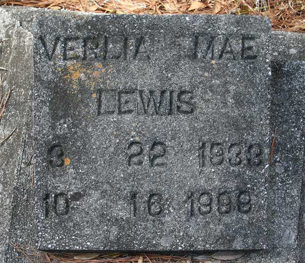 Verlia Mae Lewis Gravestone Photo