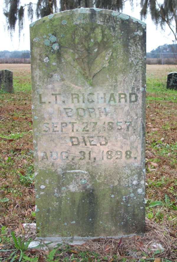 L.T. Richard Gravestone Photo