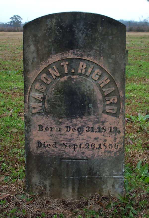 Mason T. Richard Gravestone Photo