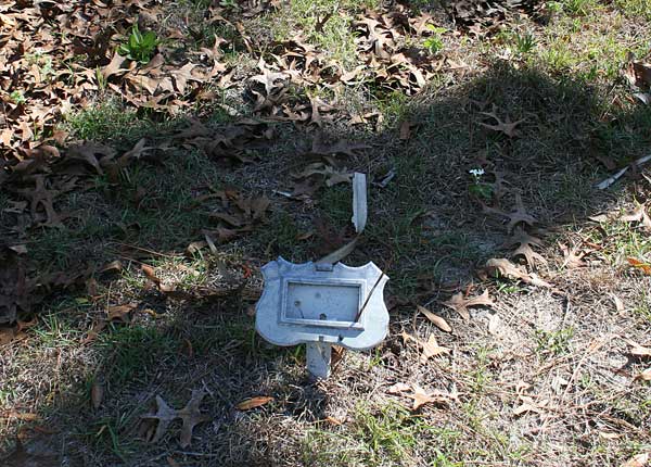  Unknown Gravestone Photo