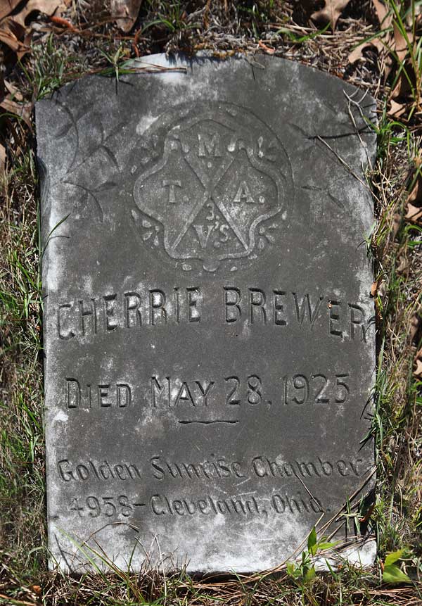 Cherrie Brewer Gravestone Photo