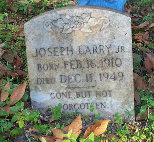 Joseph Larry Gravestone Photo