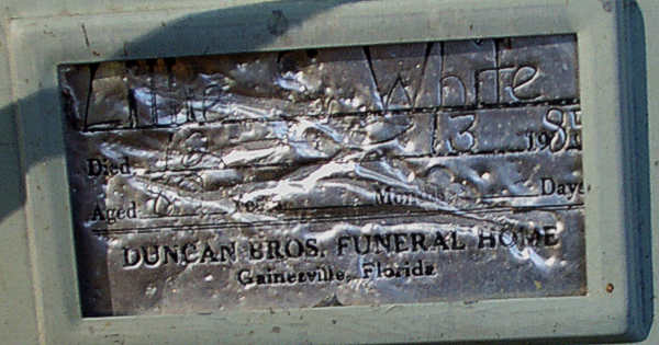 Lillie White Gravestone Photo
