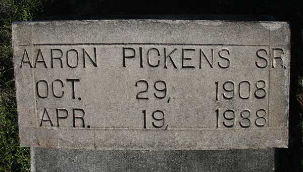 Aaron Pickens Gravestone Photo