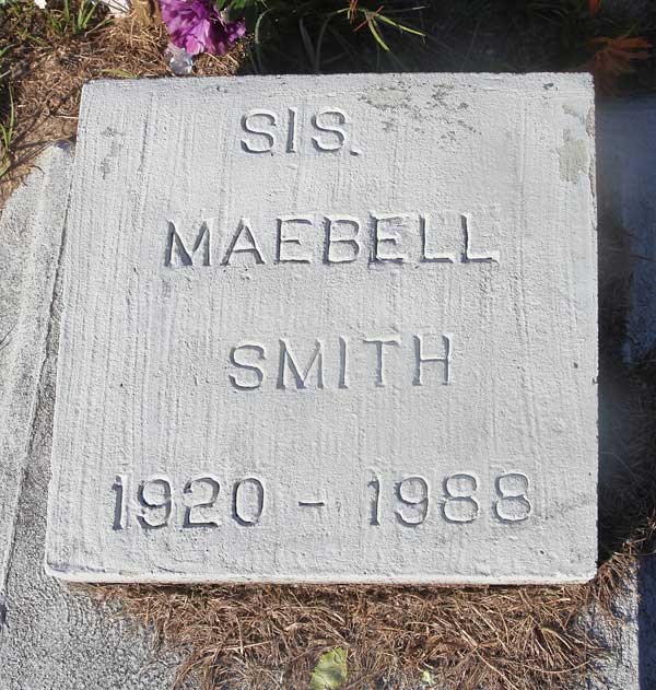 Sis. Maebell Smith Gravestone Photo