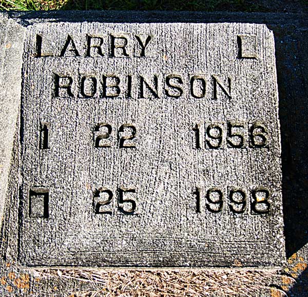 Larry L. Robinson Gravestone Photo